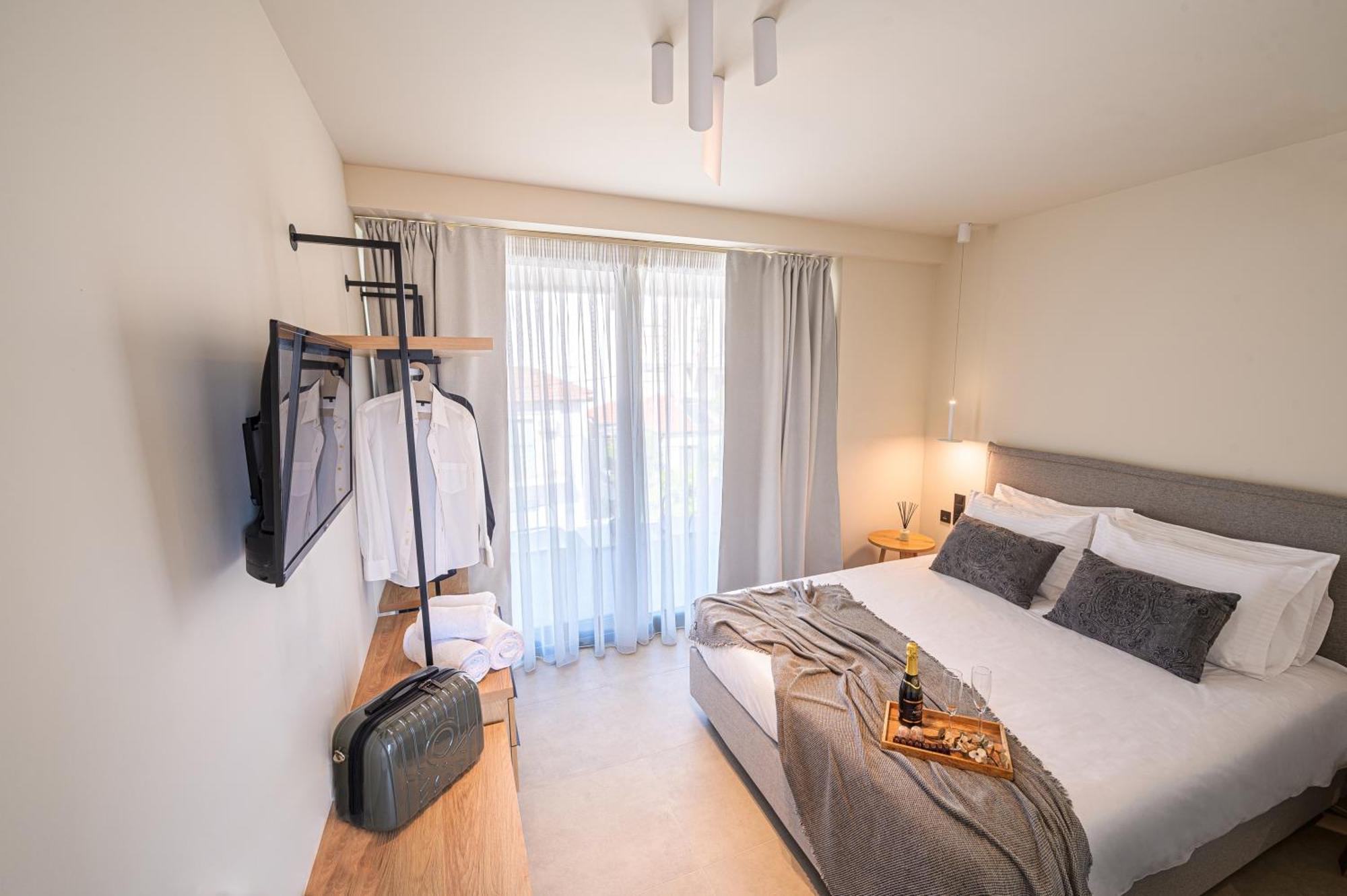 Luaz Suites Волос Екстер'єр фото